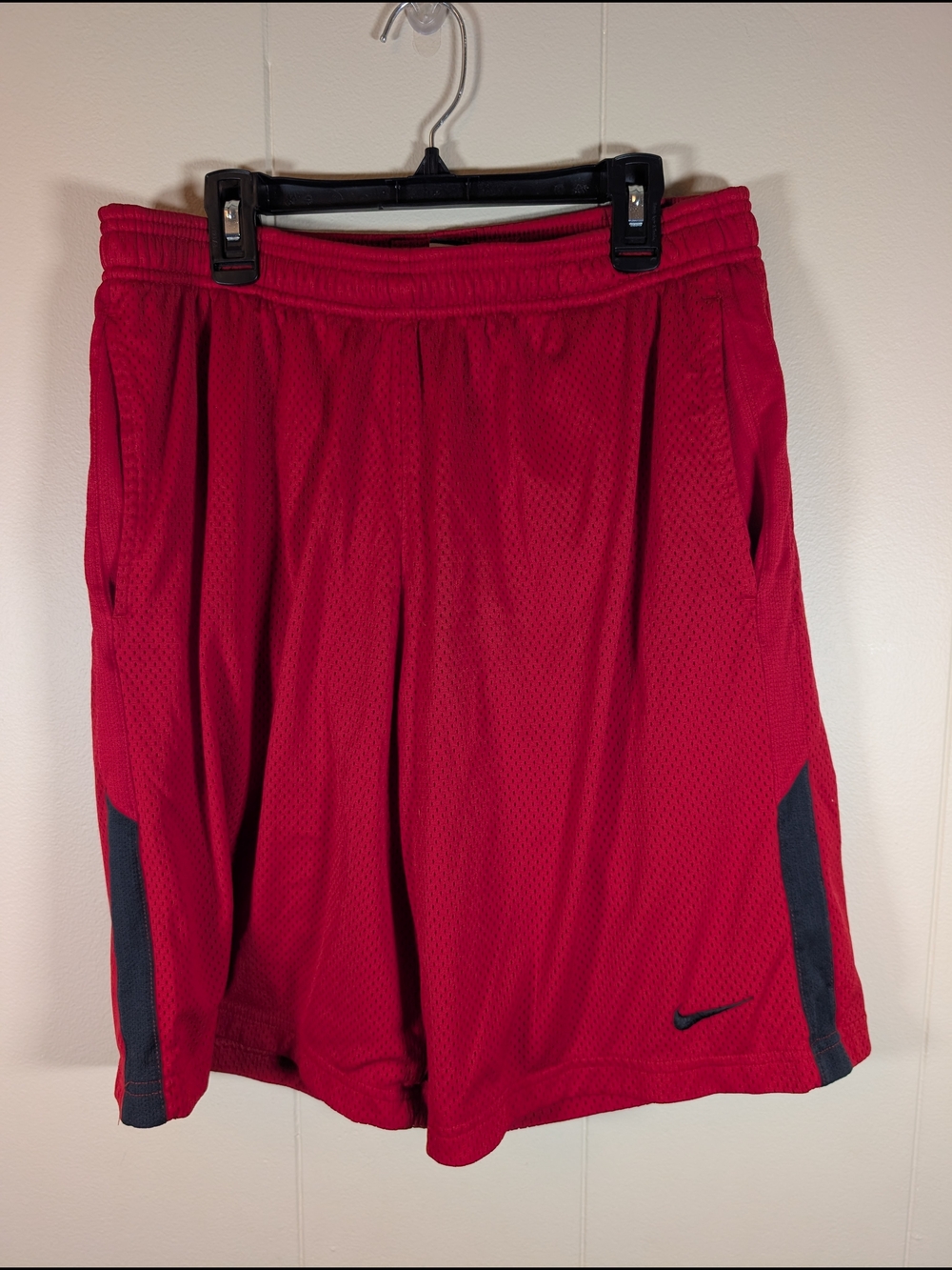 Nike Dri-FIT Mesh Athletic Basketball Shorts Red Black Size Men's Large